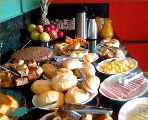 Road House Rota 118 Motorcycle Hotel - Yerinde Yemek