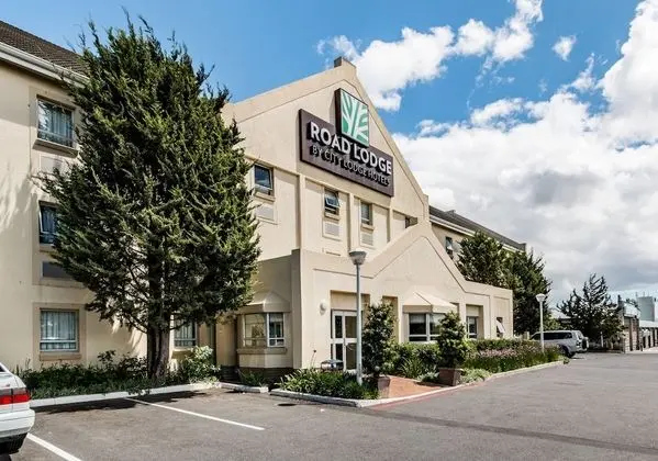 Road Lodge N1 City - Dış Mekan