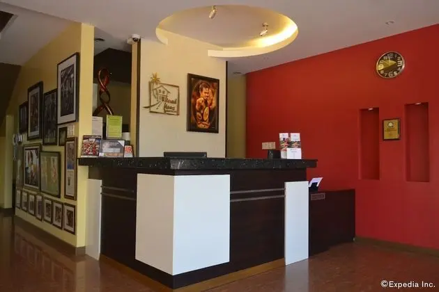 Roadhaus Hotel - The Manny Pacquiao Hotel - Lobi