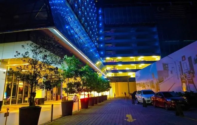 Robbinsons at Platinum Suites KLCC - Dış Mekan