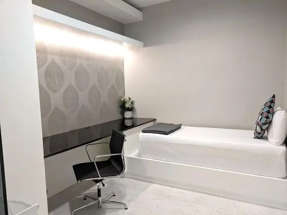 Robbinsons at Platinum Suites KLCC - Oda