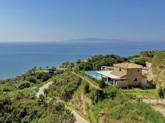 Villa-roberta Luxury Villa in the Best Location - Oda