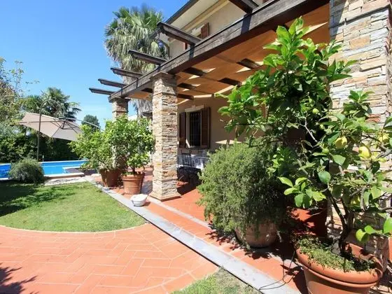 Roberto Forte dei Marmi - Oda