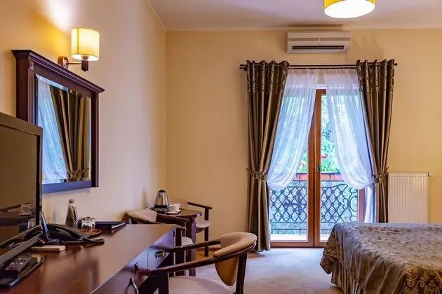 Hotel Robert's Port - Oda