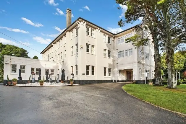 The Robertson Hotel - 1