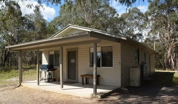 Robinsons Cabin - 1