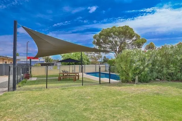 Robinvale Bridge Motel - Dış Mekan