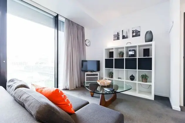 ROBYN, 1BDR Melbourne Apartment