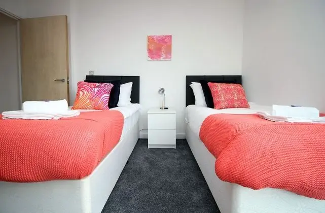 Robyn's Nest by Tŷ SA -in Cardiff Centre