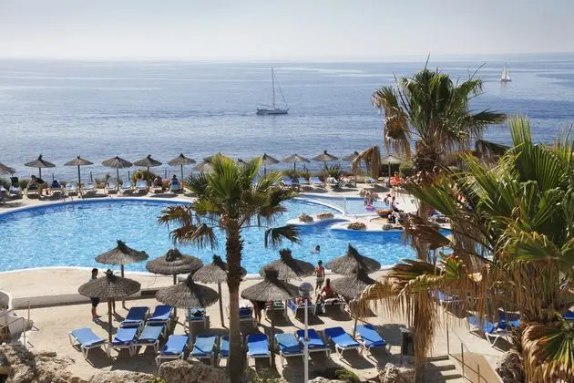 ROC Suites Las Rocas