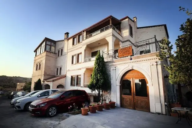 Rocca Stone House