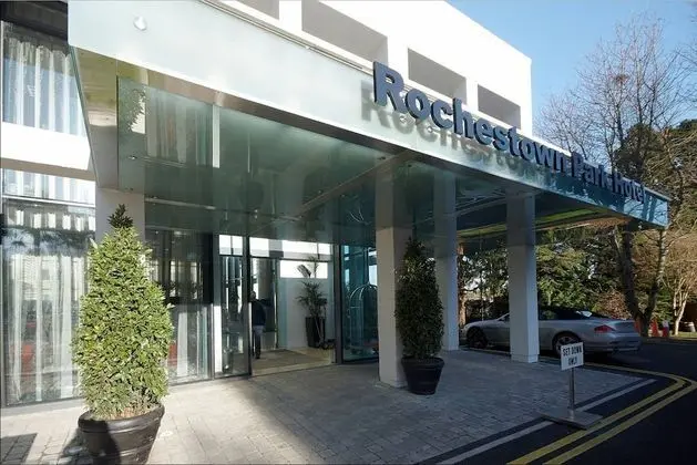 Rochestown Park Hotel - Dış Mekan