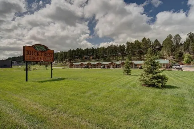 Rock Crest Lodge and Cabins