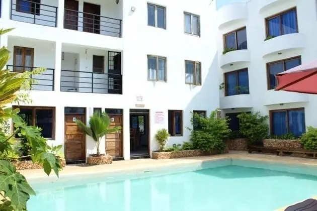 Rock Galana Holiday Apartments - Havuz