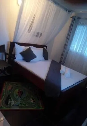 Rock Galana Holiday Apartments - Oda