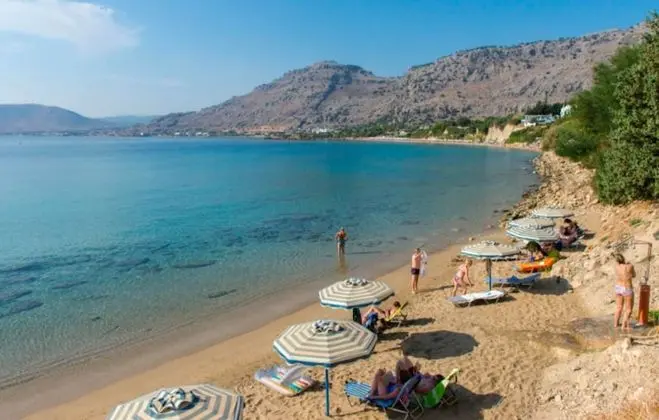 Rock Garden Apartments - 2 Steps From the Beach - Dış Mekan