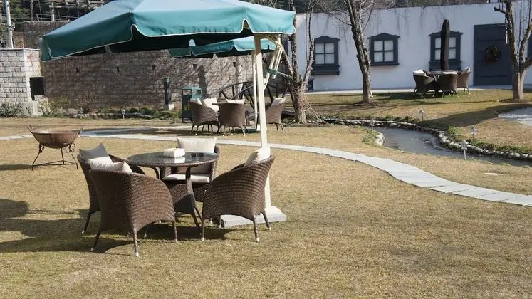 Rock Manali (A Unit of Vivaan Hospitality and Recreations) - Dış Mekan