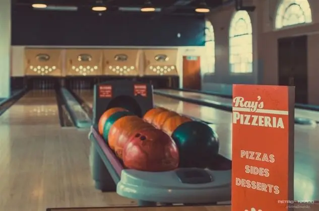 Rock n Bowl Hostel - Genel