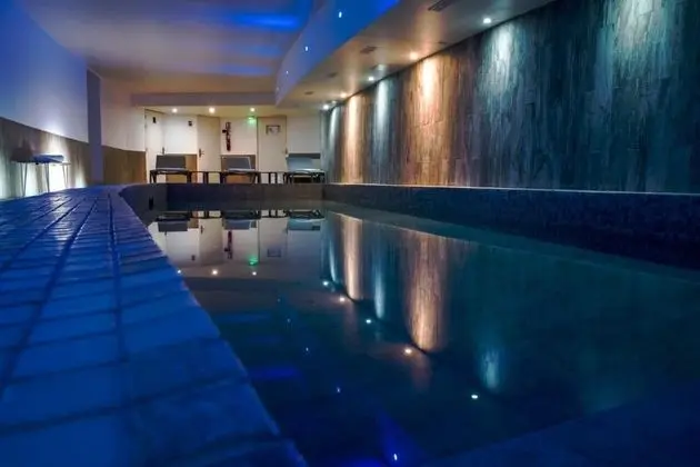 Rock Noir Hôtel & Spa - Havuz