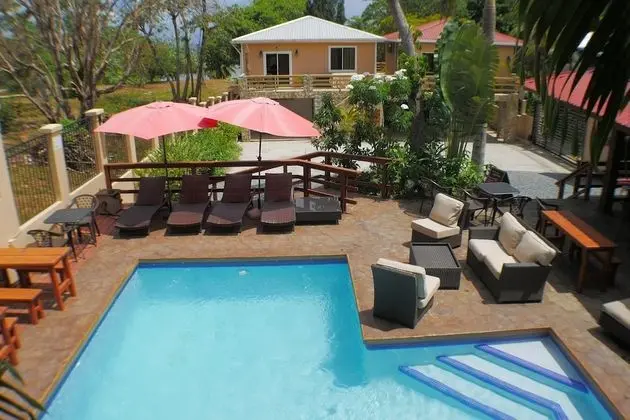 Rock Point Villas Vacations Rentals Sandy Bay, Roatan, Honduras.c.a