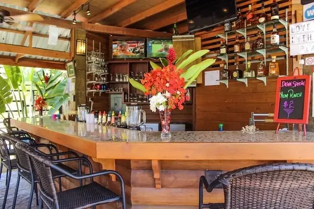 Rock Point Villas Vacations Rentals Sandy Bay, Roatan, Honduras.c.a - Havuz
