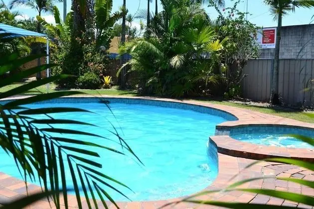 Rockhampton Riverside Central Hotel - Havuz