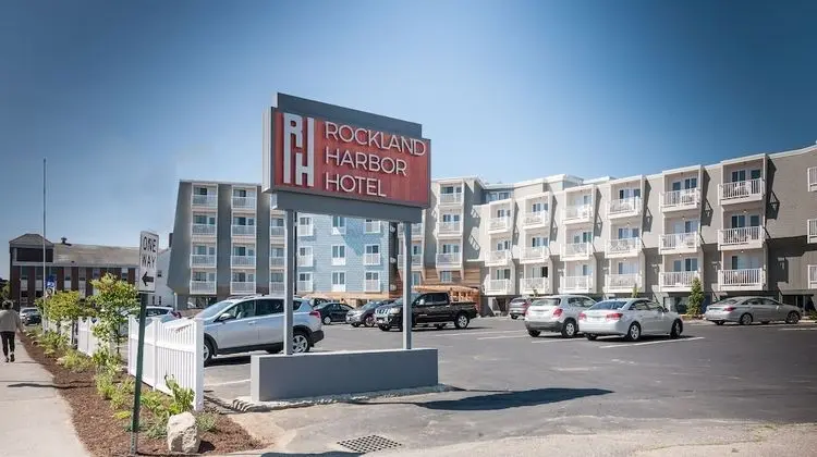 Rockland Harbor Hotel
