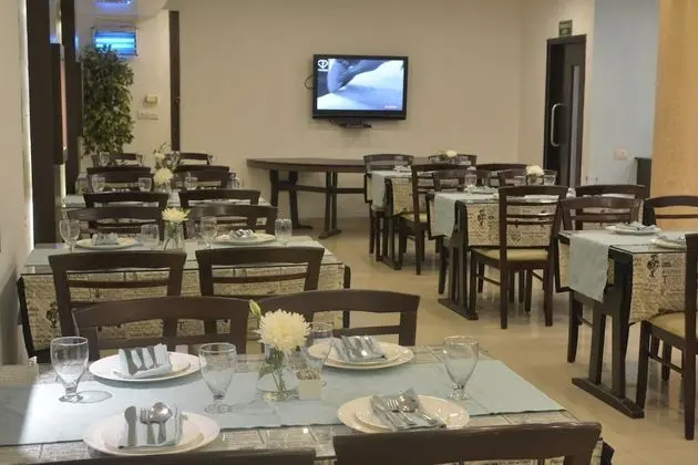 Rockland Hotel Panchsheel Enclave - Yerinde Yemek