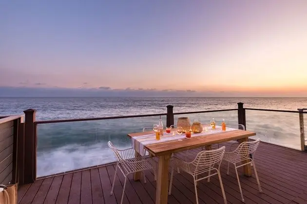 Rockpoint by Avantstay Beachfront Home w/ Ocean Views & Private Beach Access