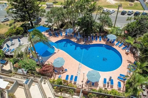 The Rocks Resort - Havuz