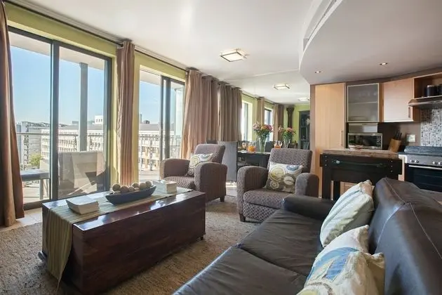 Rockwell Apartments by CTHA