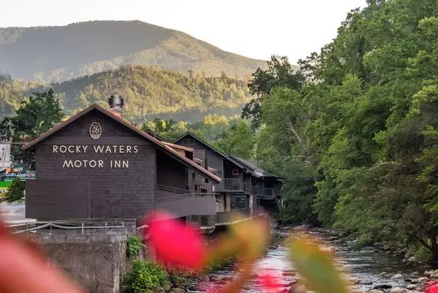 Rocky Waters Inn