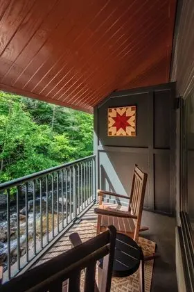 Rocky Waters Inn