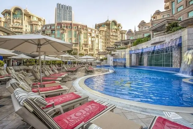 Roda Al Murooj Residences - Havuz