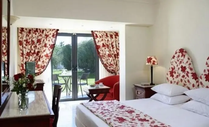 Roda Beach Resort & Spa - Oda