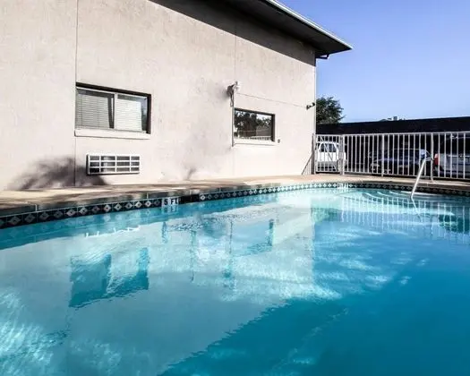 Rodeway Inn Apopka - Havuz