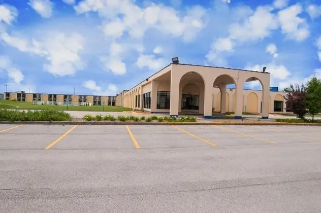 Rodeway Inn Aurora