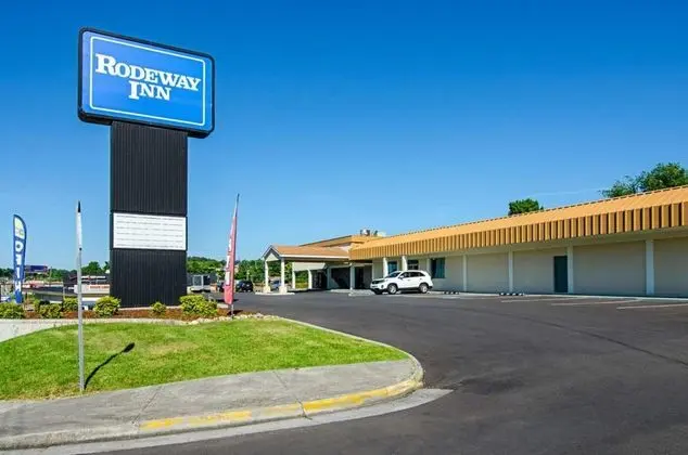 Rodeway Inn Bristol near State Street