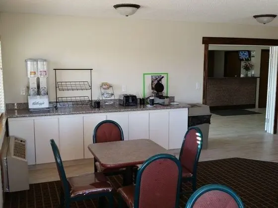 Rodeway Inn Cedar Rapids