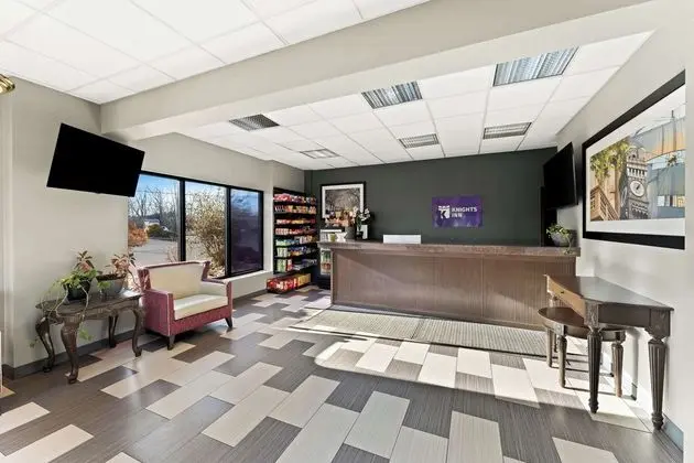 Rodeway Inn Conference Center - Lobi