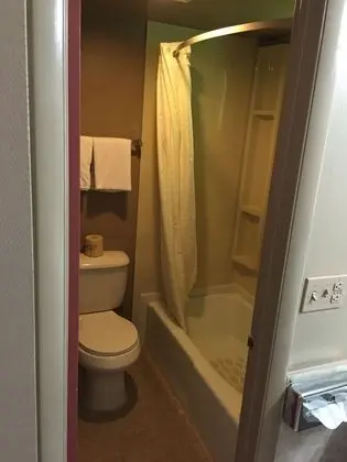 Rodeway Inn - Banyo Tipleri