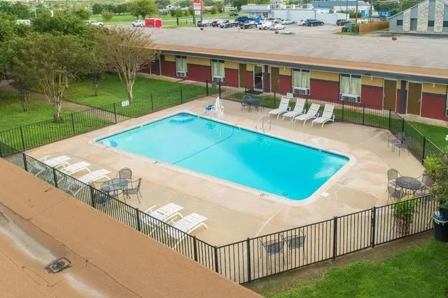 Rodeway Inn