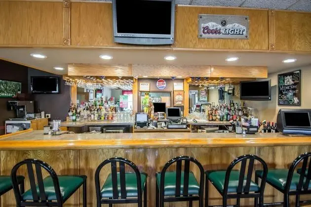 Rodeway Inn Lakeville