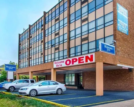 Rodeway Inn Meadowlands - Dış Mekan