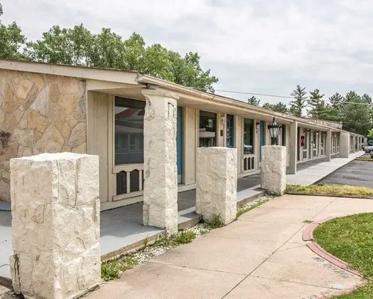 Rodeway Inn Metro Airport