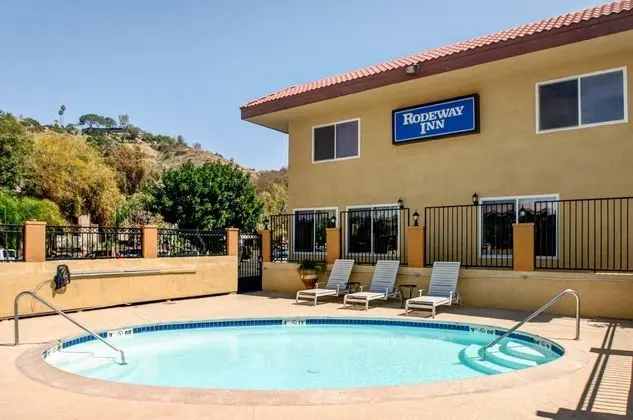 Rodeway Inn Near Qualcomm Stadium - Havuz