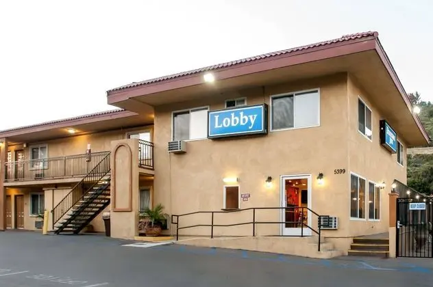 Rodeway Inn Near Qualcomm Stadium - Öne Çıkan Resim