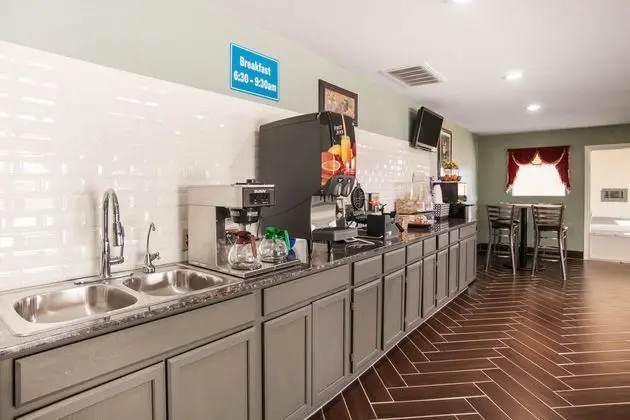 Rodeway Inn Norman Area - Kahvaltı