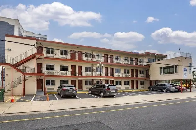 Rodeway Inn Oceanview - Dış Mekan