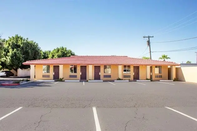 Rodeway Inn Old Town Scottsdale - 1